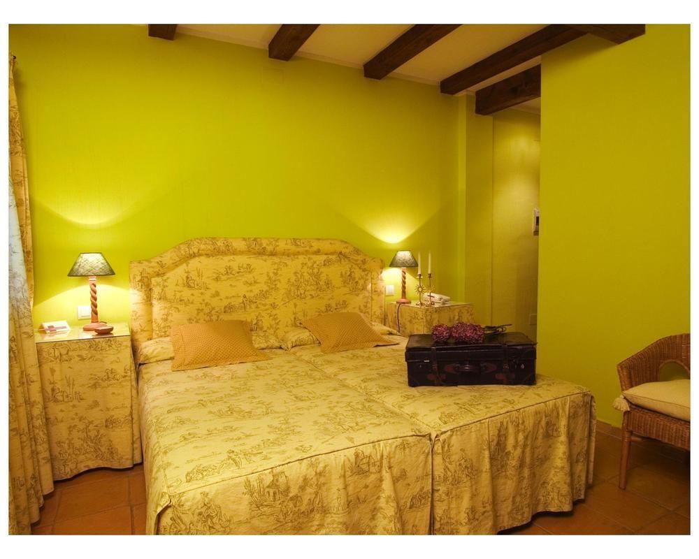 Hotel La Casita De Cabrejas Fuentenava De Jabaga Esterno foto